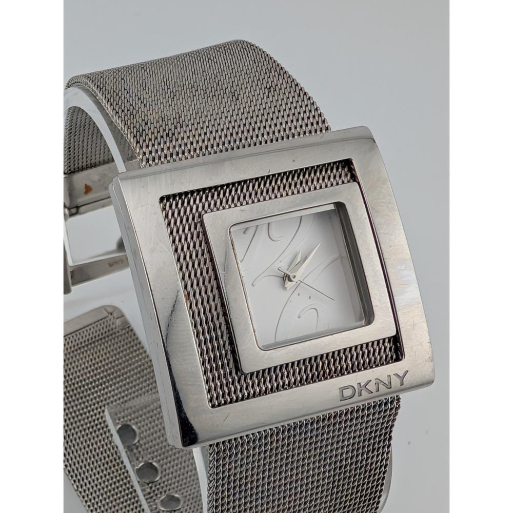 DKNY Watch Women‎ 35mm Case Silver Mesh Metal Band NY4302- New Battery